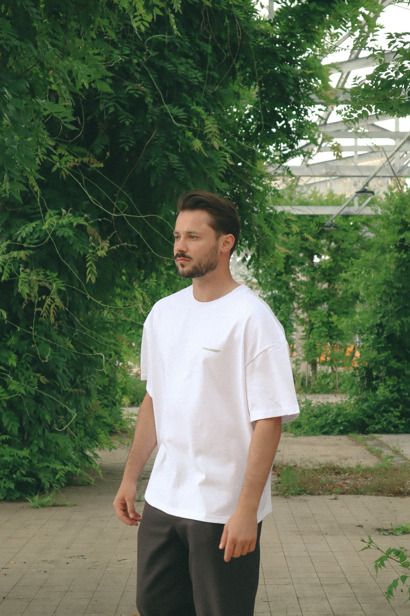 T-Shirt "HIDDEN GARDEN"